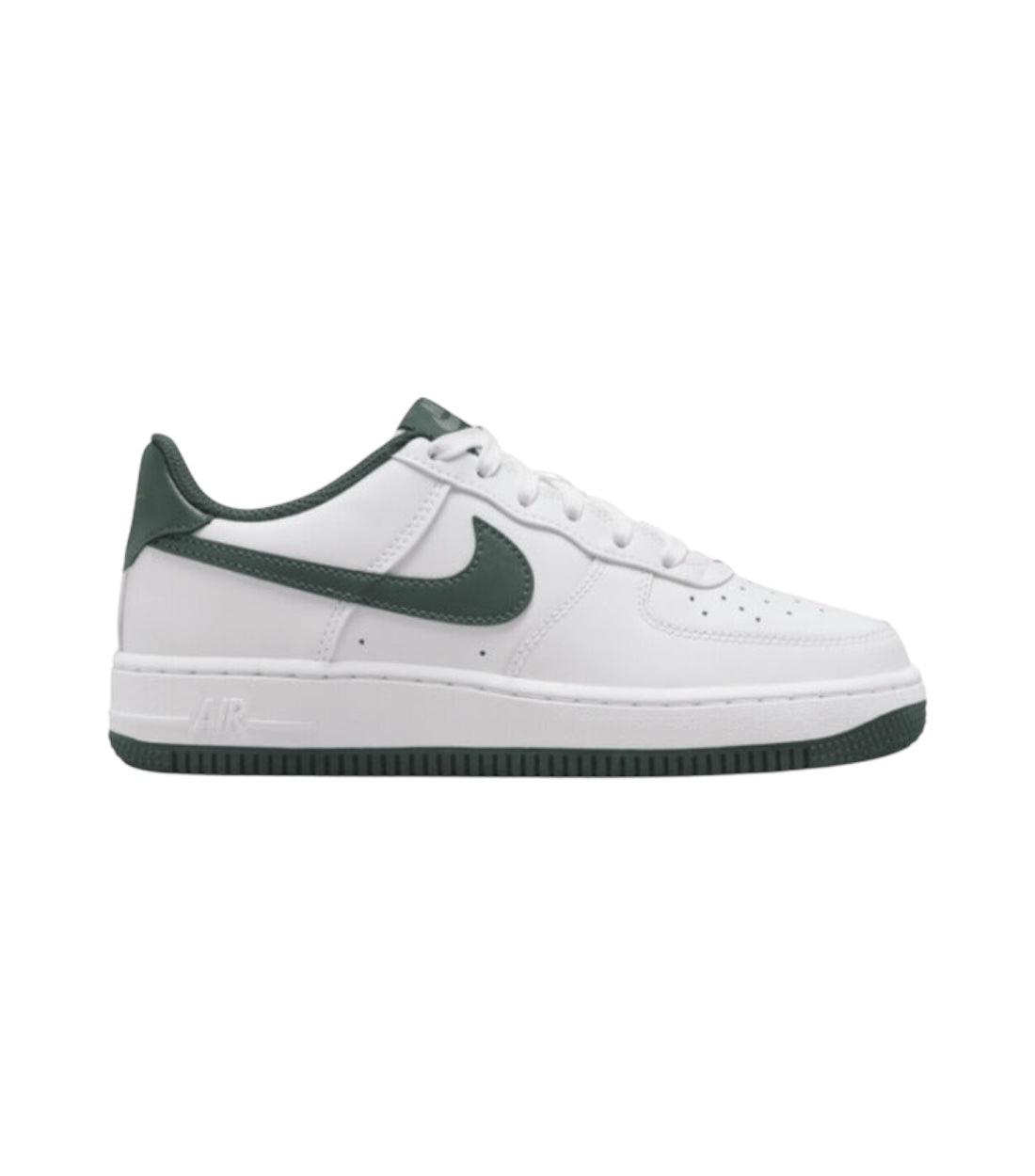 Nike Wit Sneakers