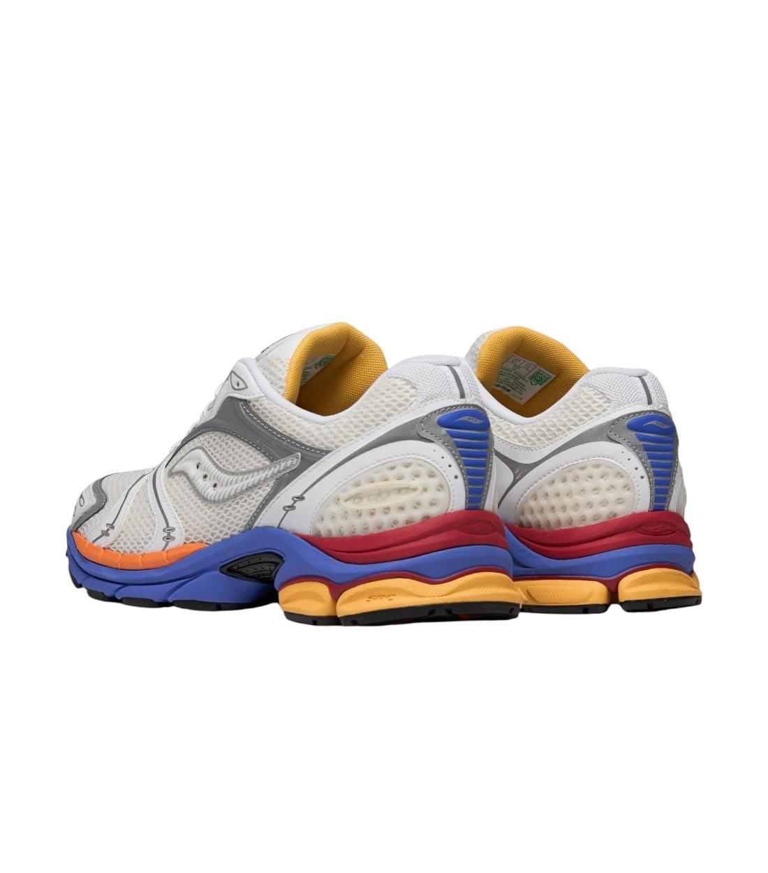 Saucony Progrid Triumph 4 White Sneakers