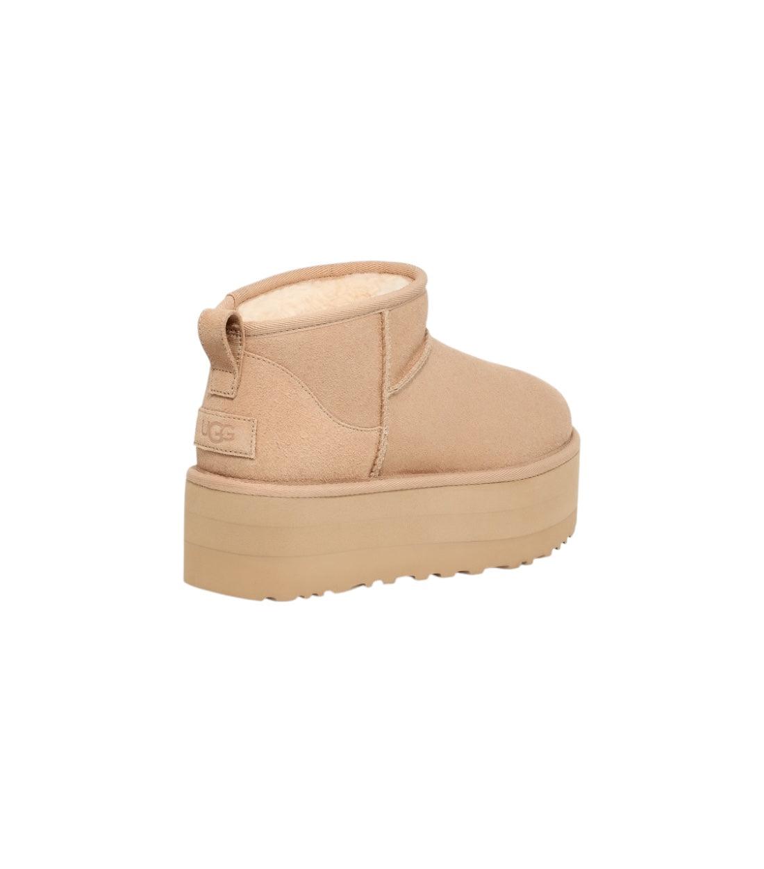 Ugg Beige Classic Platform Laars