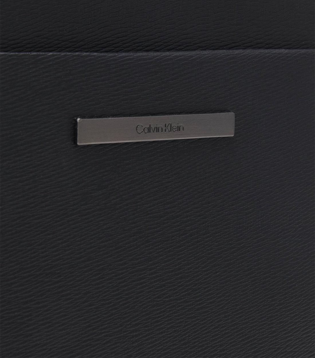 Calvin Klein Zwart FLATPACK UNISEX Crossbodytas