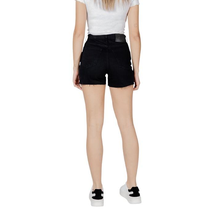 Calvin Klein Jeans Shorts Dames